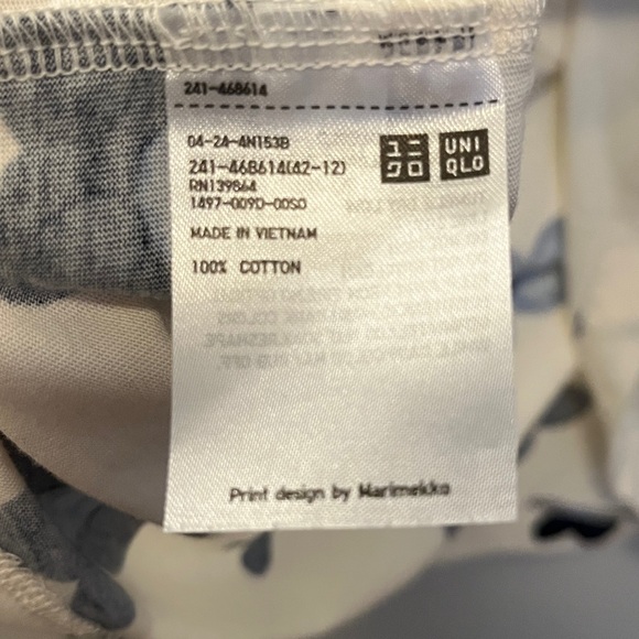 Uniqlo Marimekko Sleeveless Top - Picture 6 of 6